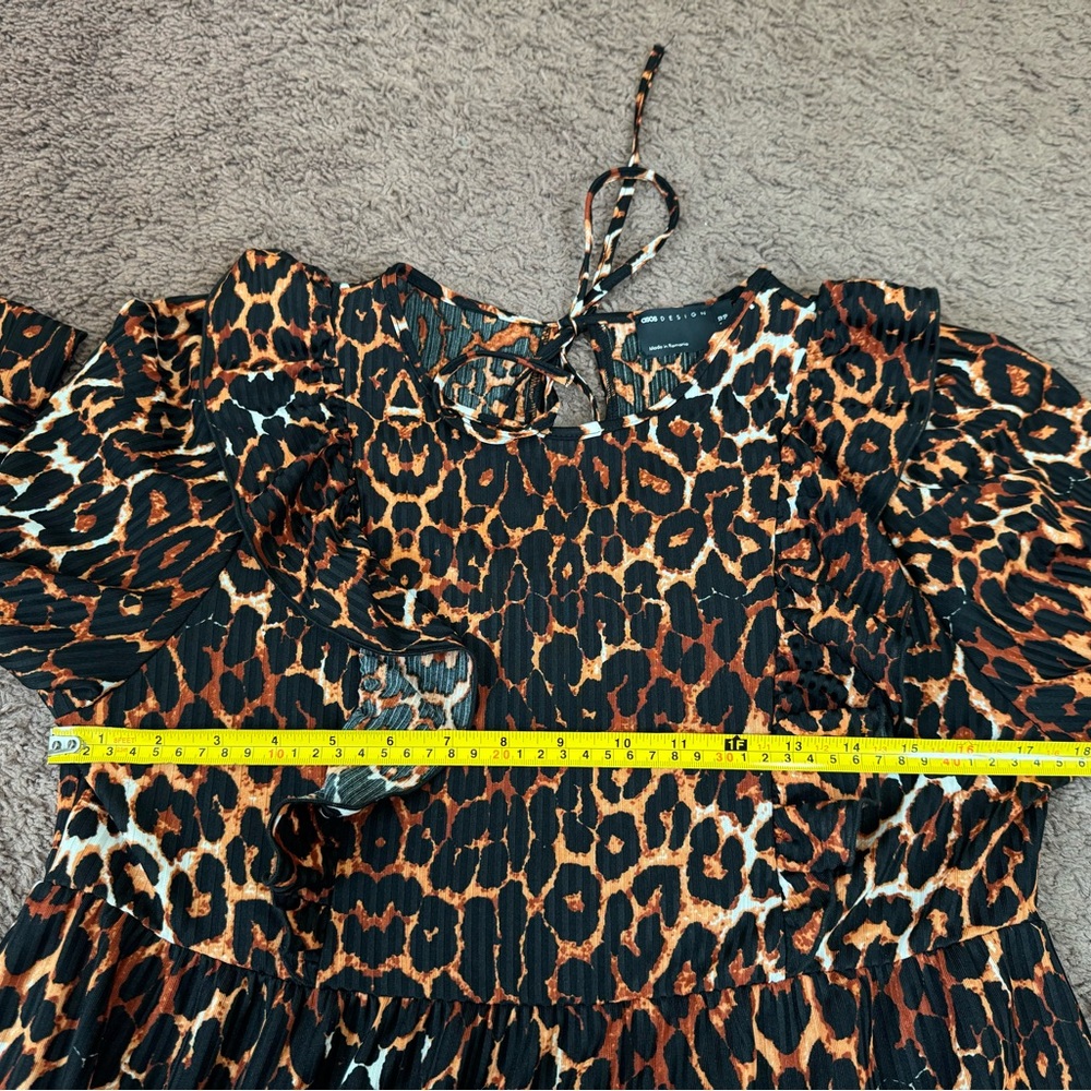 2 FOR $25ASOS DESIGN ANIMAL PRINT RUFFLE FRONT MINI DRESS LONG SLEEVE CHEETAH 8 - Picture 8 of 10